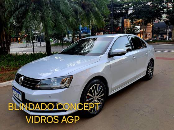 VOLKSWAGEN JETTA 1.4 16V TSI COMFORTLINE GASOLINA 4P TIPTRONIC VOLKSWAGEN JETTA 1.4 16V TSI COMFORTLINE GASOLINA 4P TIPTRONIC